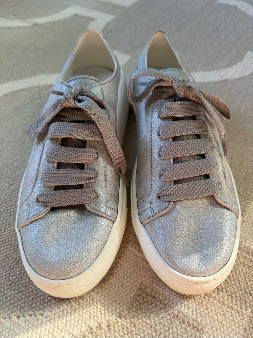 Mens To Boot DESIGNER Italian Metallic Silver Leather Sneakers w/Gray Laces s11